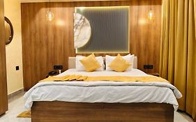 Hotel Abhijit